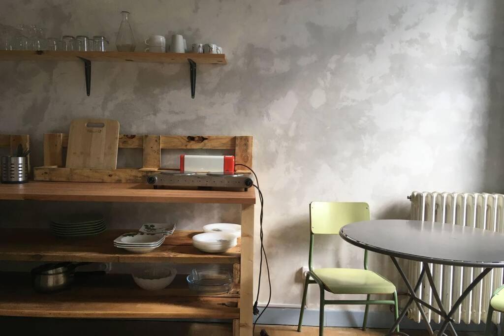 Appartement De 75 M2 Dans Maison Familiale Saint-Antonin Exterior foto
