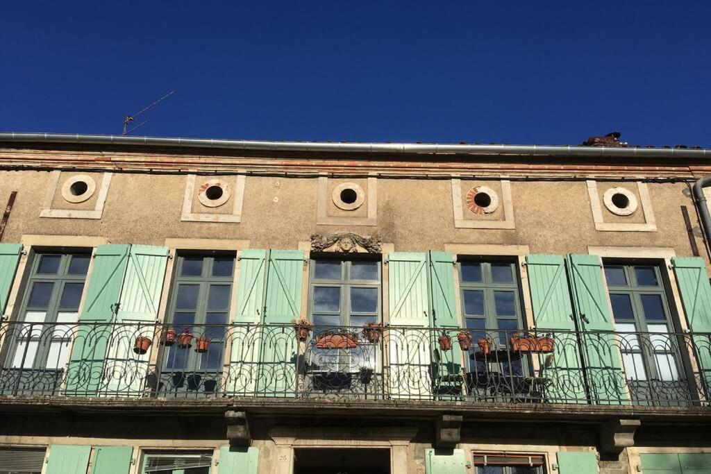 Appartement De 75 M2 Dans Maison Familiale Saint-Antonin Exterior foto
